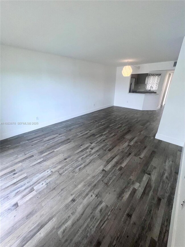 6715 W 26th Dr unit 2036, Hialeah, FL 33016 - photo 6