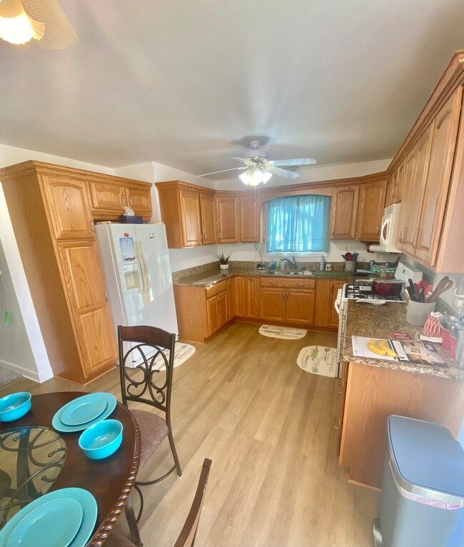 3660 177th St, Country Club Hills, IL 60478 - photo 2