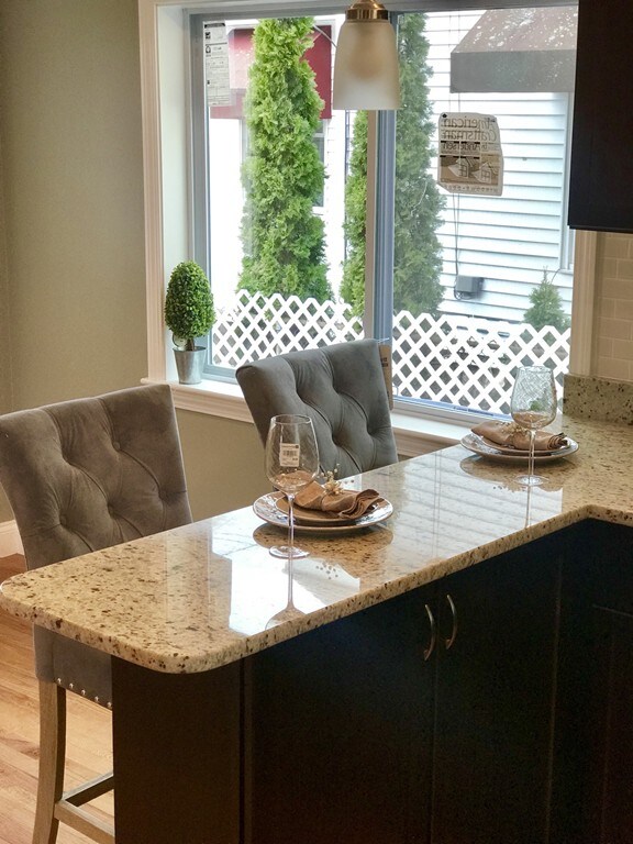 12 Dalton Ct, Lowell, MA 01850 - photo 5