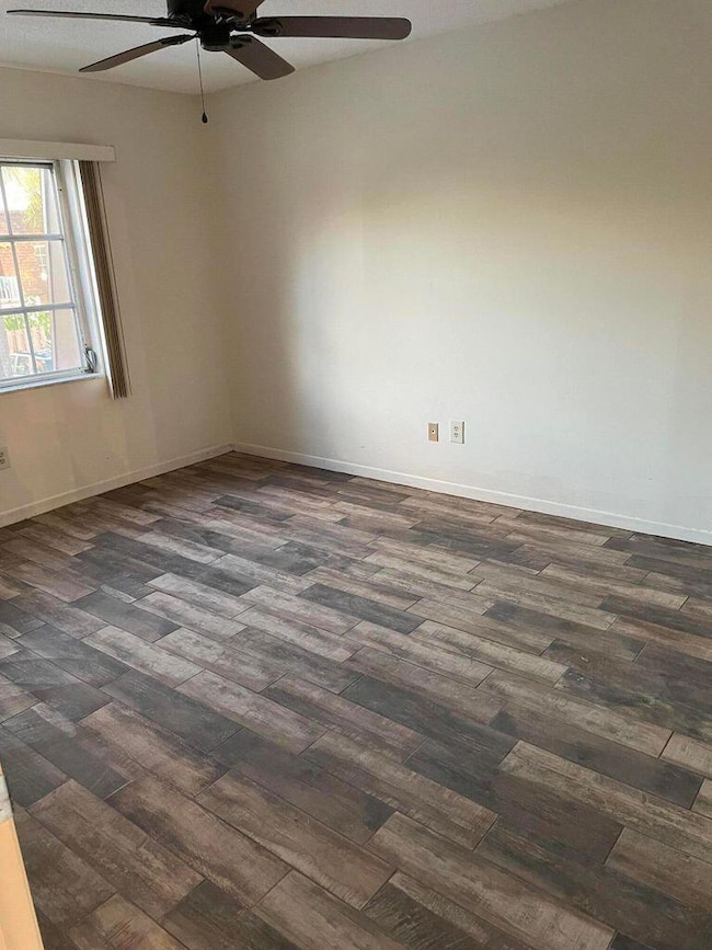 950 S Kanner Hwy unit D-22, Stuart, FL 34994 - photo 4