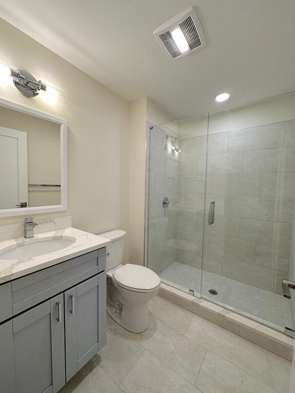 12 Arnold Cir unit 6, Cambridge, MA 02139 - photo 5