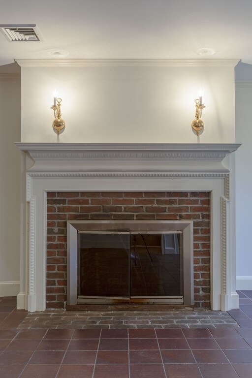 21 Charter St unit 102, Boston, MA 02113 - photo 4