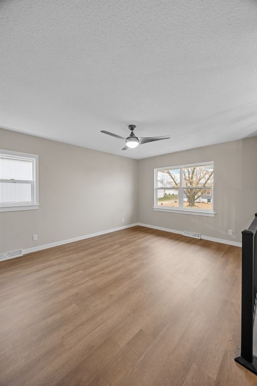 3221 Bramble Rd SW, Cedar Rapids, IA 52404 - photo 6