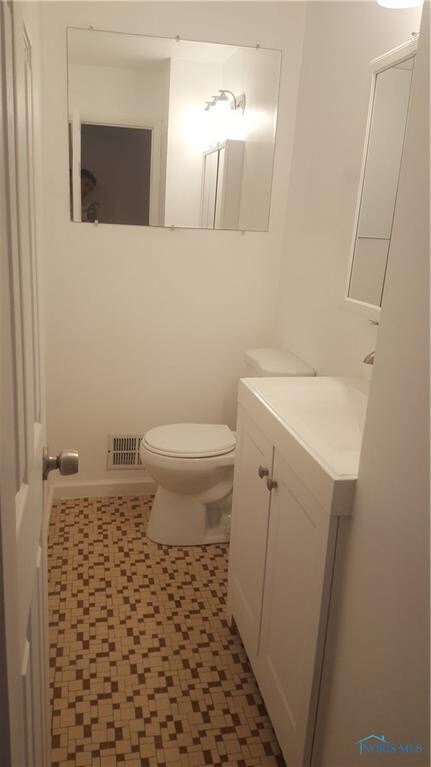 5520 W Rowland Rd, Toledo, OH 43613 - photo 4