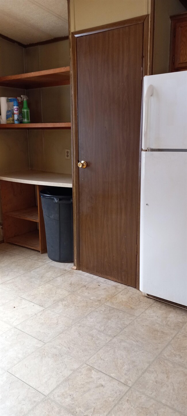 2 Oak Ct, Seabrook, NH 03874 - photo 5