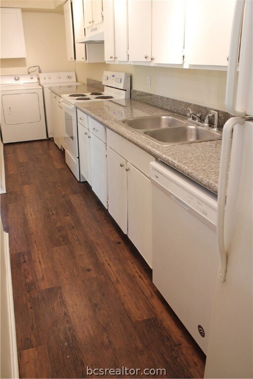 Unit C - Upgraded Kitchen