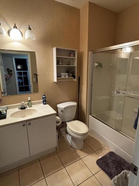 Upstairs Hall Bathroom