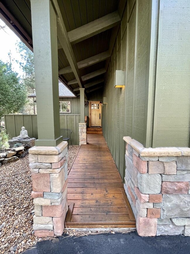 17587 Forest Ln, Sunriver, OR 97707 - photo 5