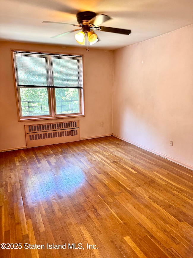 Fort Place Cooperative unit A3J, Staten Island, NY 10301 - photo 7