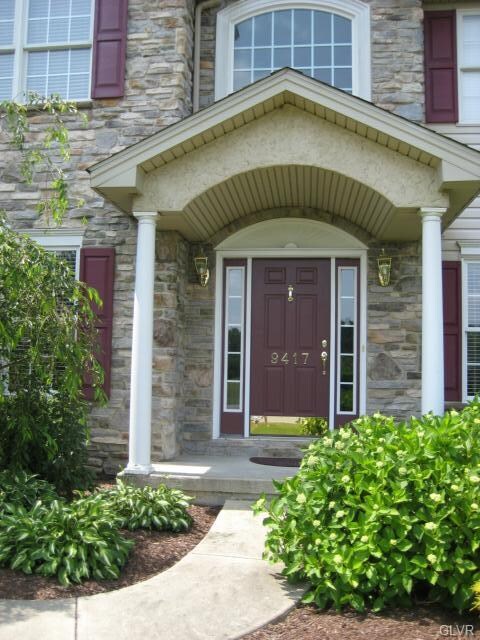 Impressive covered entry.