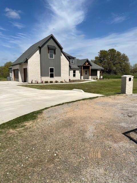 401 Spring Valley Rd, Weatherford, TX 76087 - photo 3