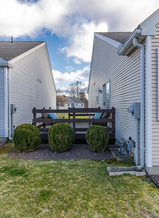 207 Alvord Place, South Hadley, MA 01075 - photo 4