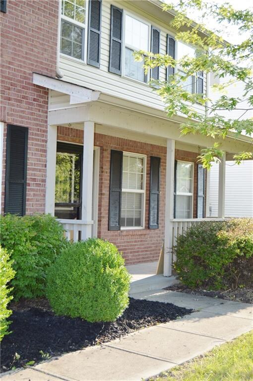 1182 Oak Leaf Rd, Franklin, IN 46131 - photo 5