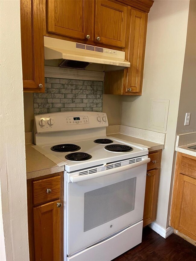 4800 Rilma Ave unit 146, Sarasota, FL 34234 - photo 7