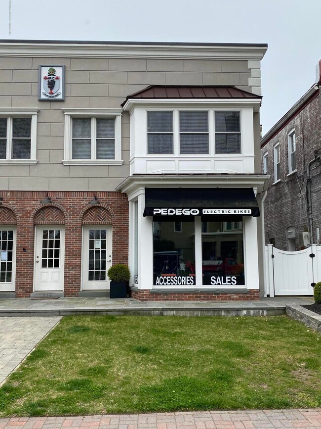 217 Jersey Ave unit 2  Apartment W, Spring Lake, NJ 07762 - photo 2