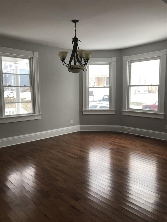 565 Maple St unit 1, Fall River, MA 02720 - photo 4