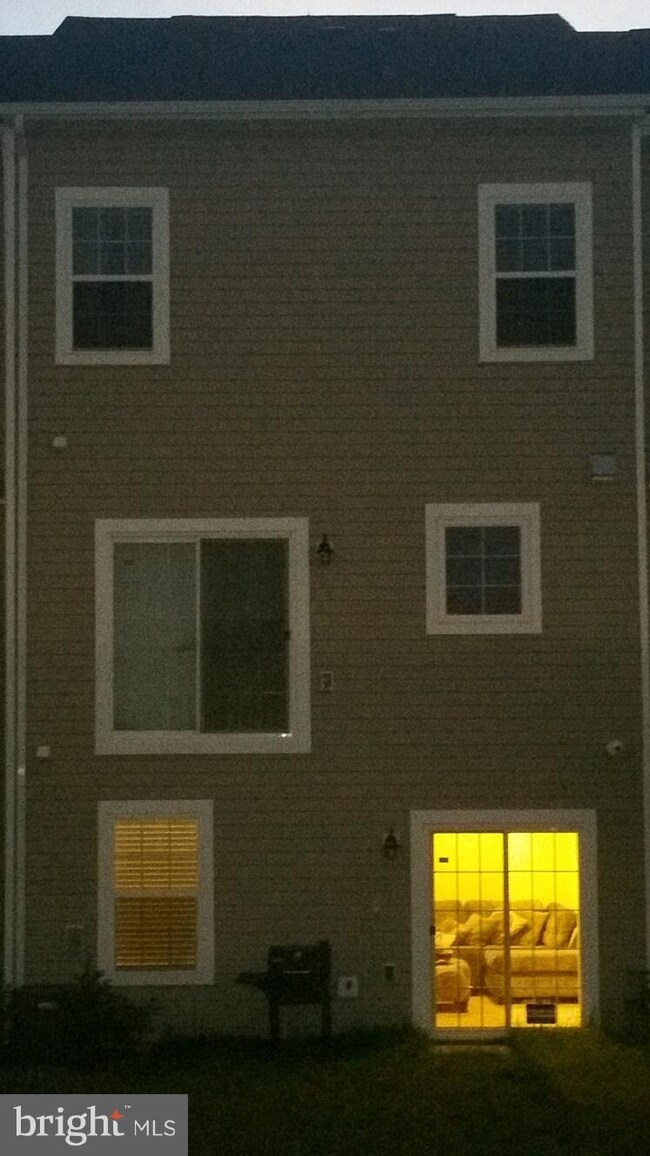 5306 Tweeddale Place, White Plains, MD 20695 - photo 2