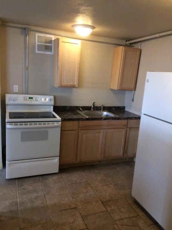 05 Kitchen