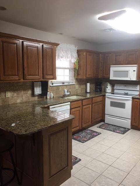 Spacious Kitchen
