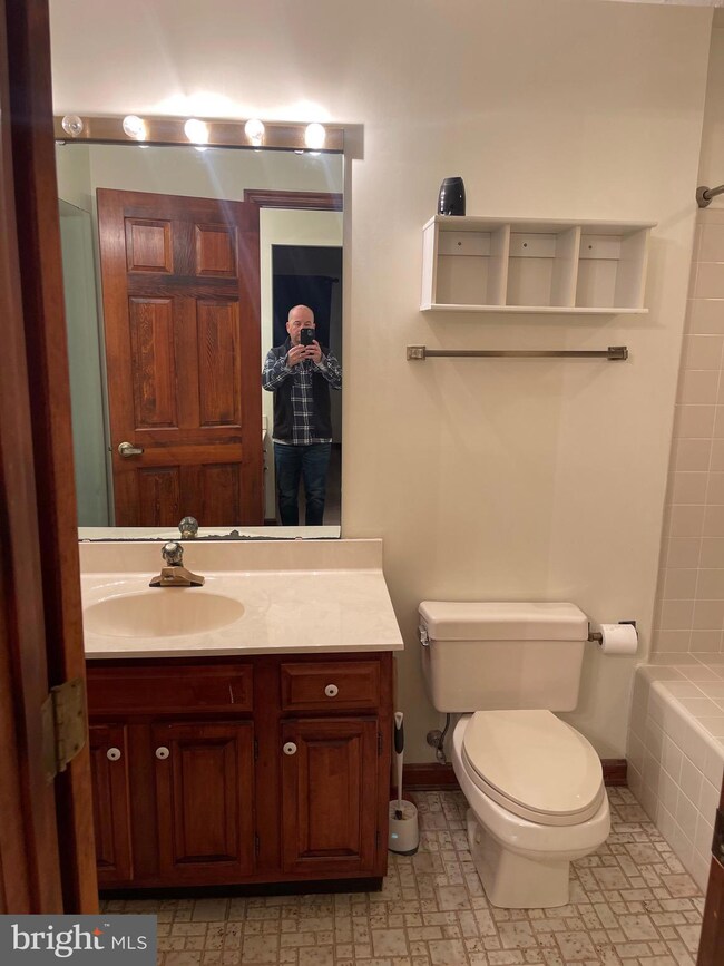 23314 Walnut Hollow Ct, California, MD 20619 - photo 3