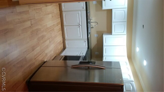 9305 Lester Ln, Henrico, VA 23229 - photo 3