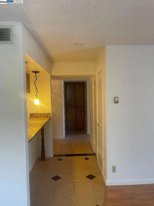 400 Davis St unit 301, San Leandro, CA 94577 - photo 7