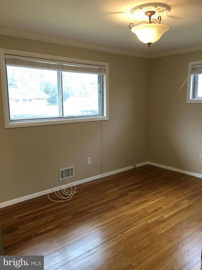 3707 Emily St, Kensington, MD 20895 - photo 7