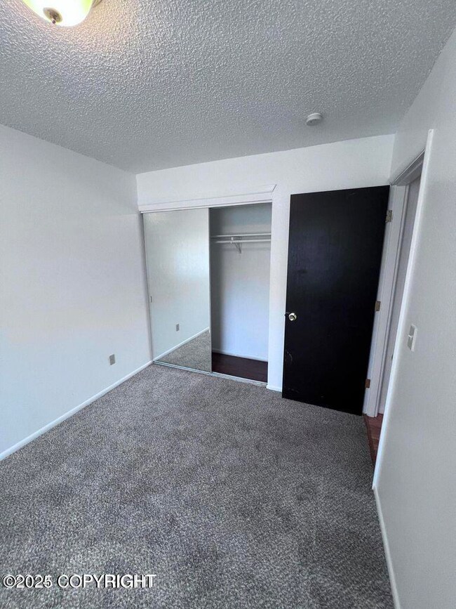 6952 Weimer Rd unit 5, Anchorage, AK 99502 - photo 6