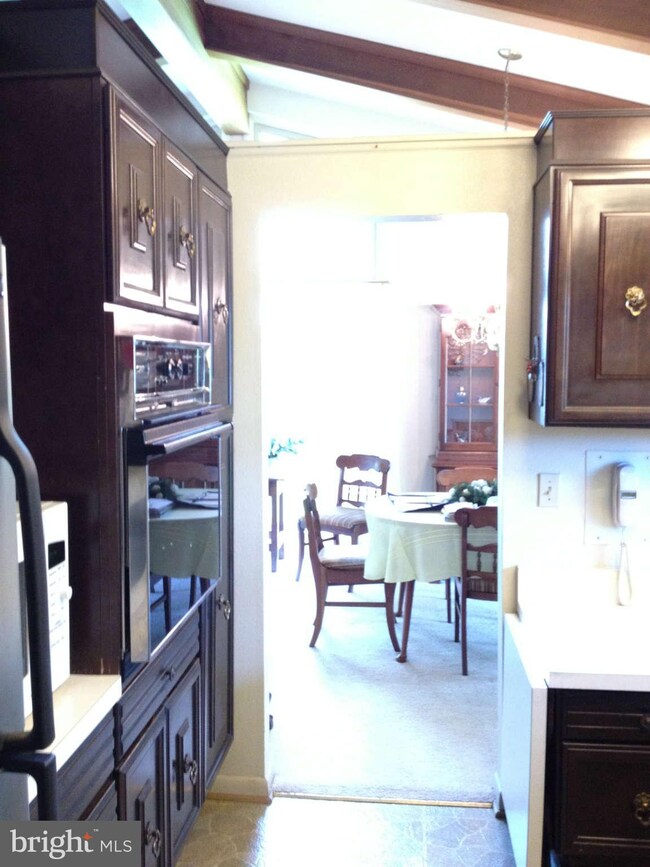 3372 Gleneagles Dr, Silver Spring, MD 20906 - photo 6