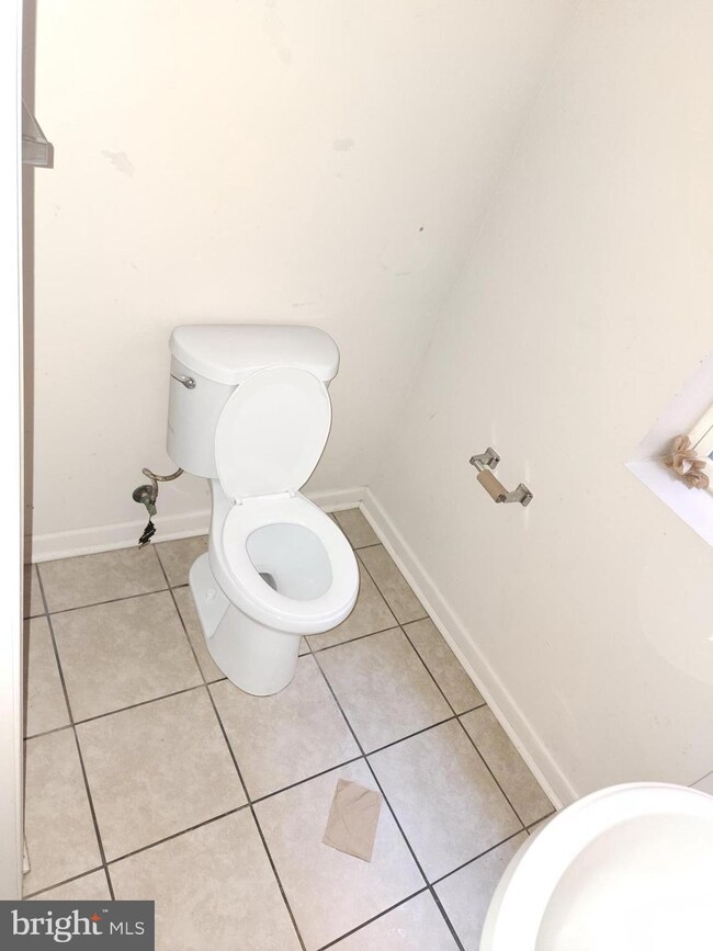 2860 Harford Rd, Baltimore, MD 21218 - photo 4