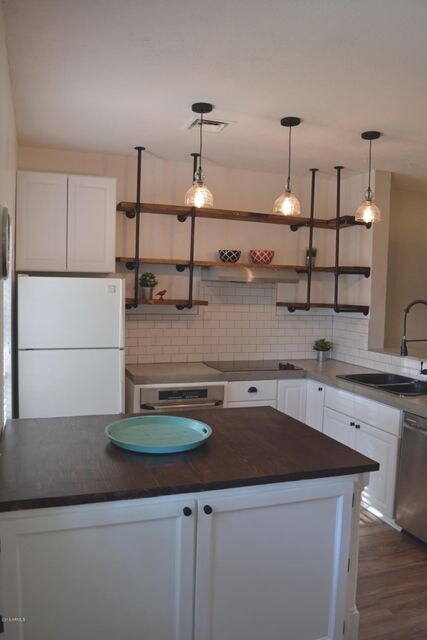 Kitchen 1