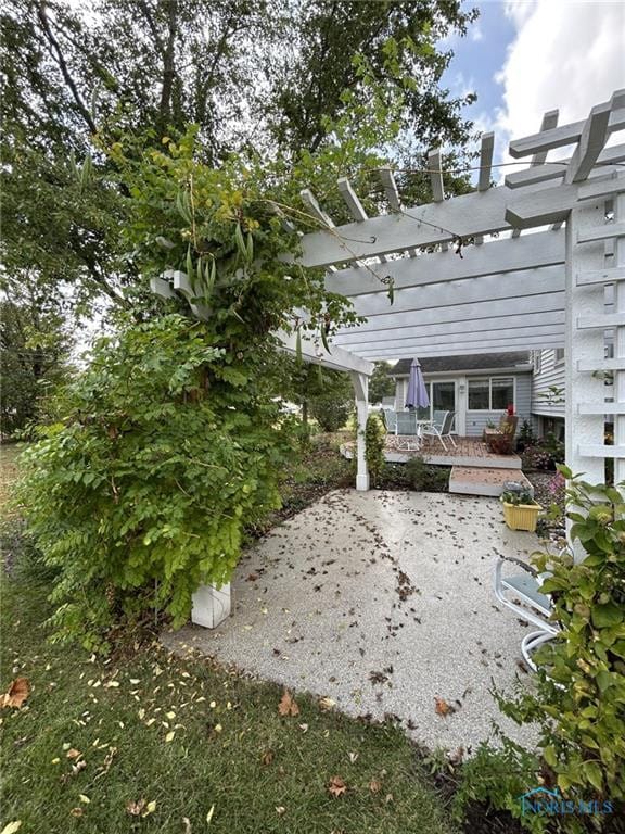 13688 Kay St, Paulding, OH 45879 - photo 3