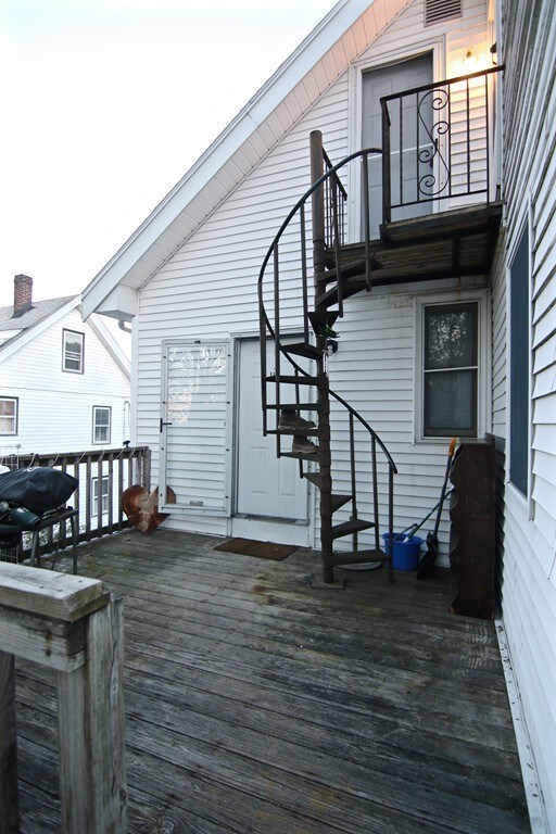 11 Highland St unit C, Wakefield, MA 01880 - photo 2