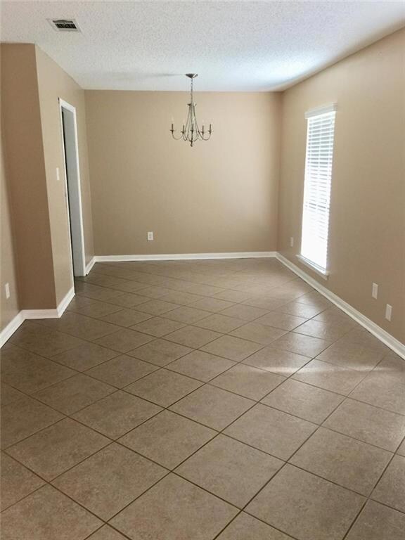 806 Franklin Ct, Slidell, LA 70458 - photo 2