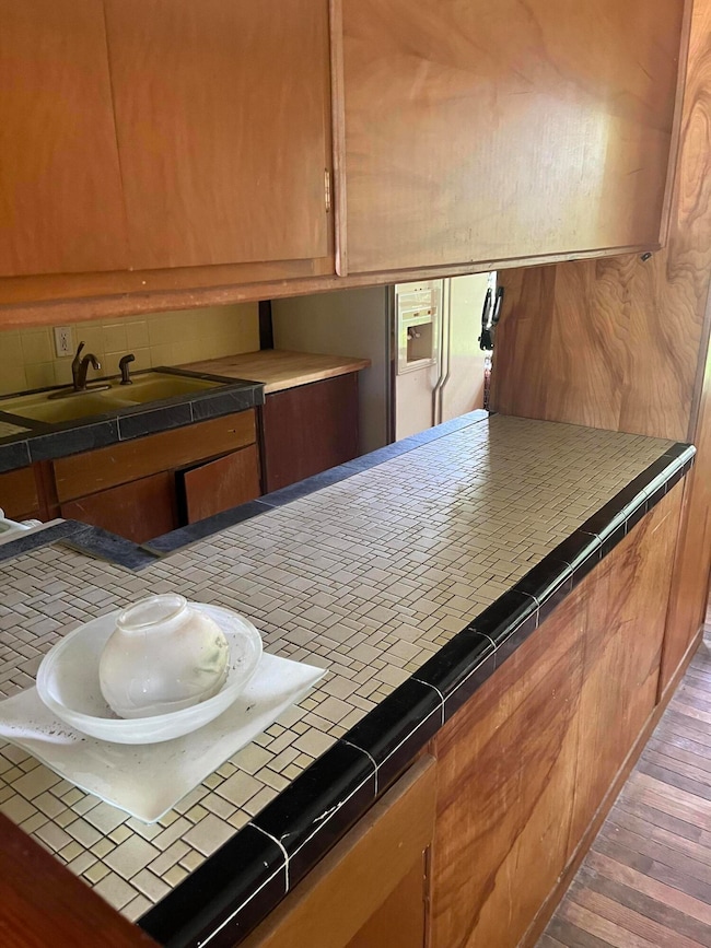 pearl kitchen