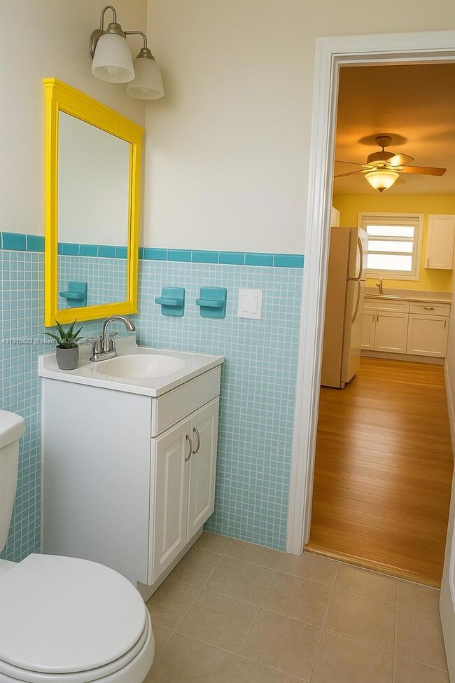 1702 Mckinley St unit 6, Hollywood, FL 33020 - photo 4