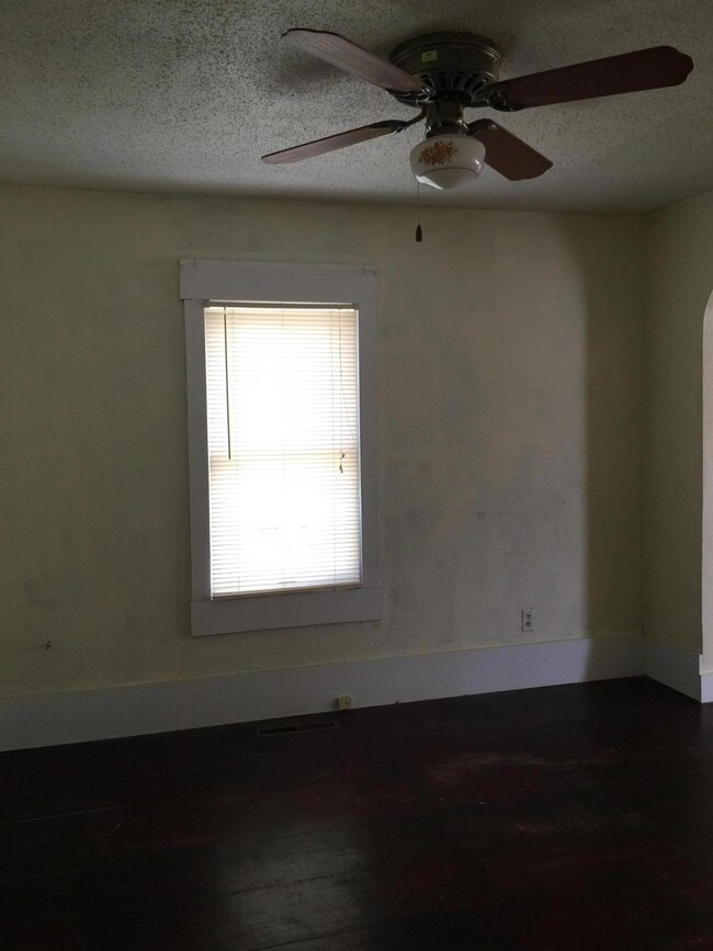Dining Room<|><|>
