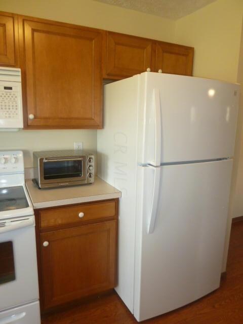 6911 Hitler Road 2, Circleville, OH 43113 - photo 5