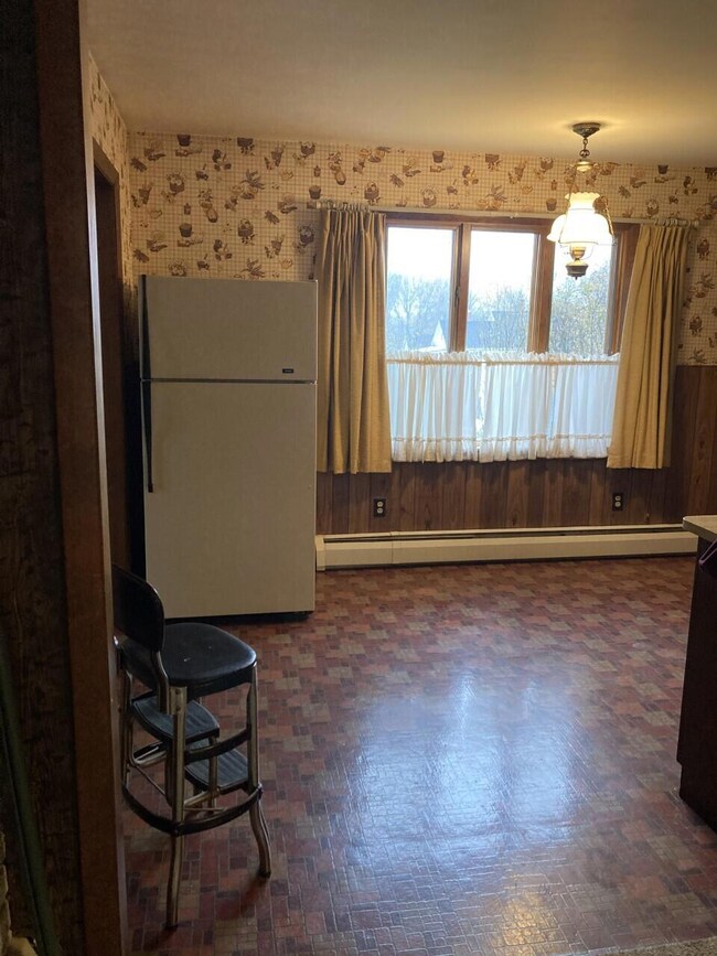 0380 refrigerator area