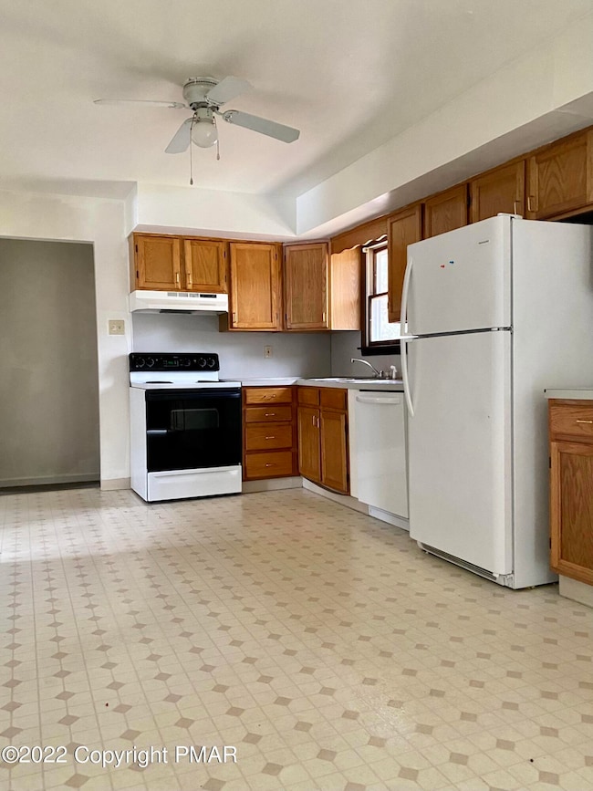 165 Neyhart Rd unit C, Stroudsburg, PA 18360 - photo 4