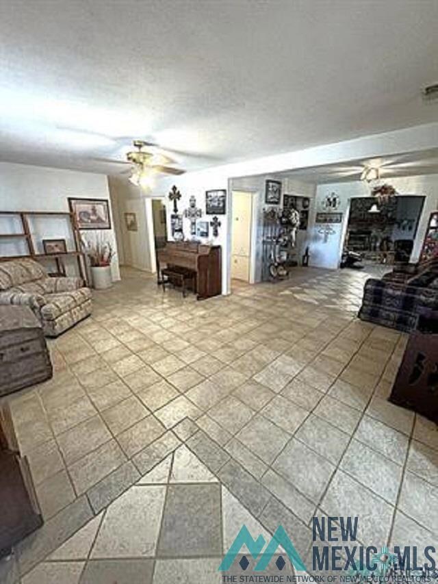 818 E Orchard Ln, Carlsbad, NM 88220 - photo 6