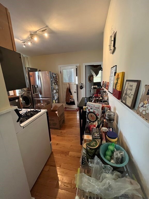 18 Varnum St unit 1, Arlington, MA 02474 - photo 7