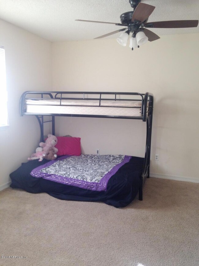 4526 Melissa Ct W, Jacksonville, FL 32210 - photo 4