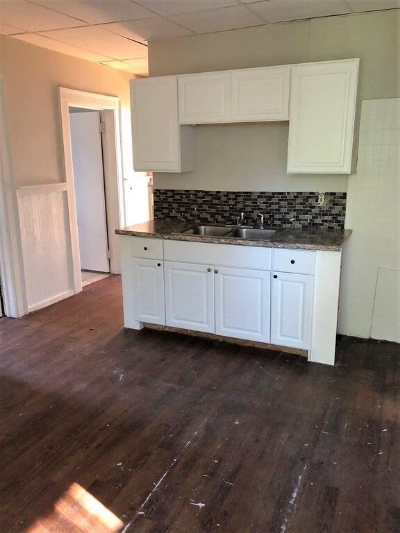 62 Rivers Ave unit 2, Chicopee, MA 01013 - photo 6