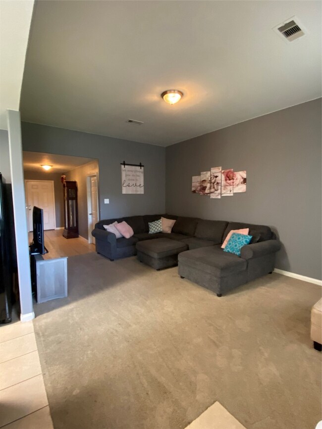 12227 Estelle Ln, Pinehurst, TX 77362 - photo 4