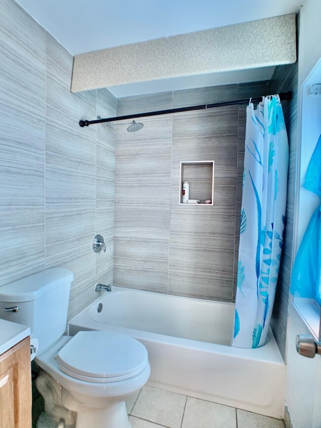 195 Webster Ave unit 2, Jersey City, NJ 07307 - photo 4