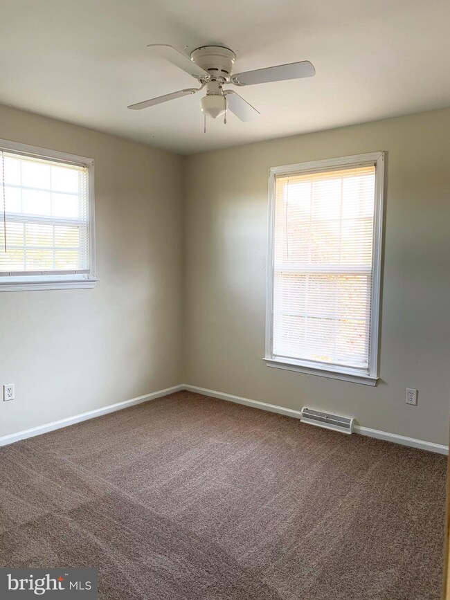 1137 Blue Bell Rd unit A, Williamstown, NJ 08094 - photo 6