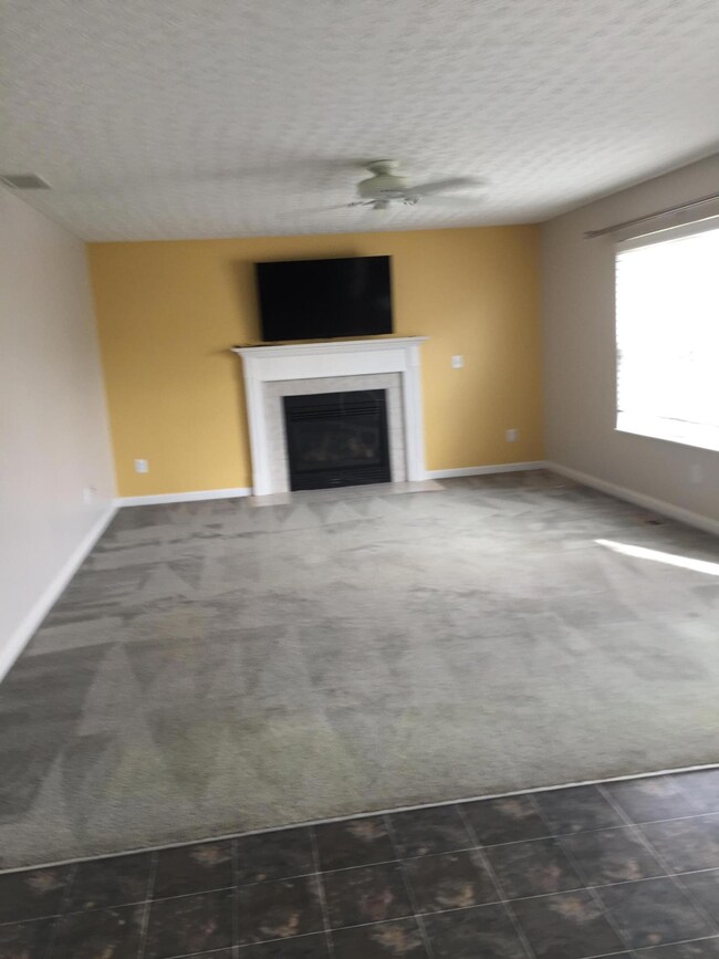 9316 Prestwick Green Dr, Columbus, OH 43240 - photo 6