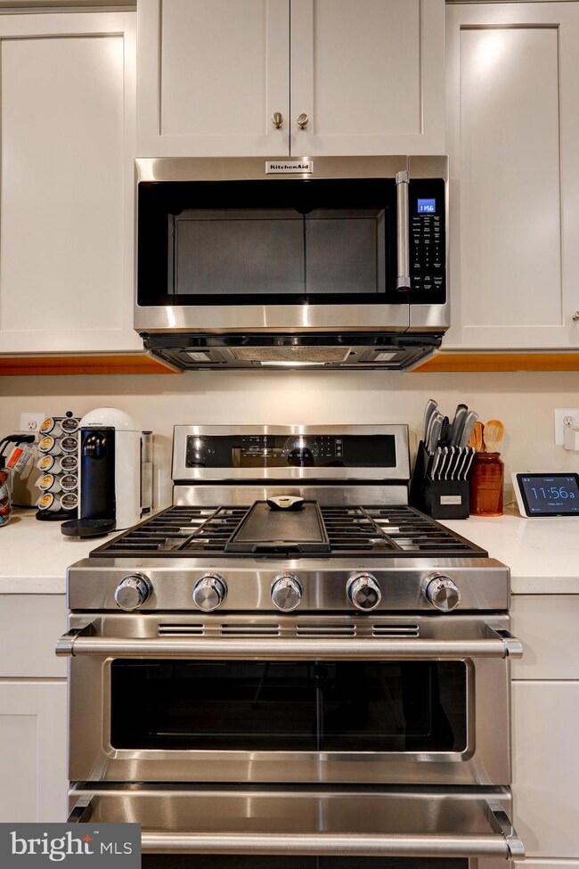 1309 Pedigree St, Frederick, MD 21702 - photo 6