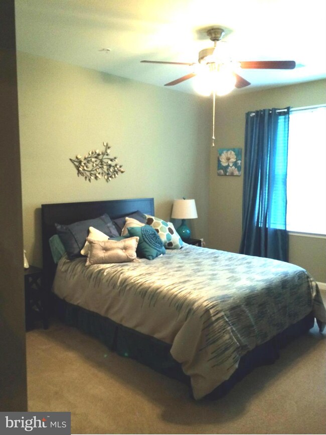 2608 Chapel Lake Dr unit 408, Gambrills, MD 21054 - photo 4